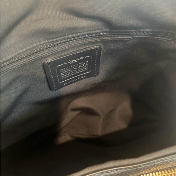 Coach bag!! - Picture 3 of 3